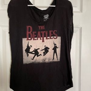 short sleeved Beatles tshirt